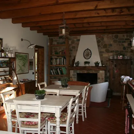 Bed and breakfast La 3*